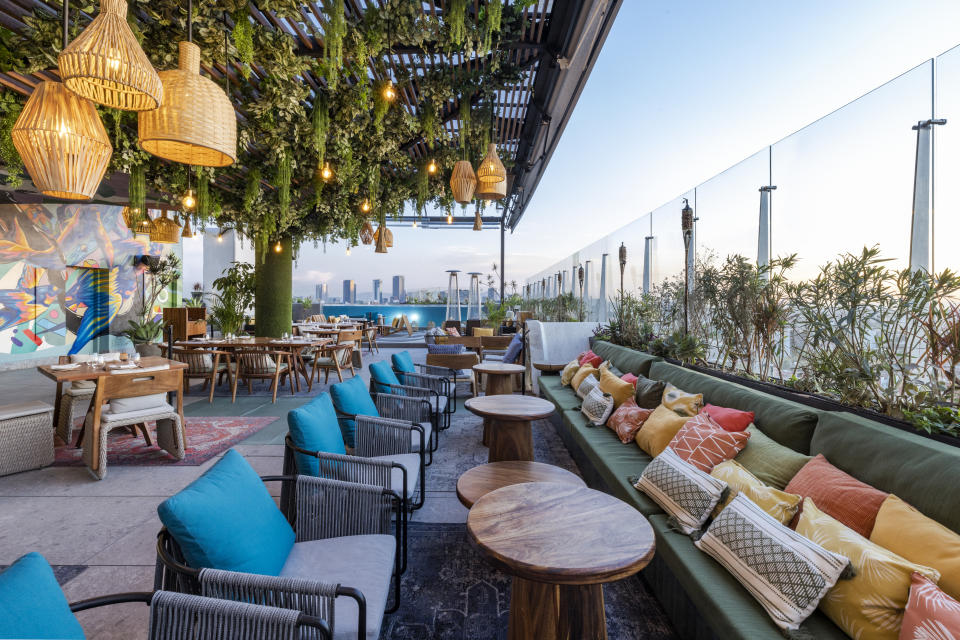 Andaz Mexico City Condesa - Hotel - Rooftop Seating Area