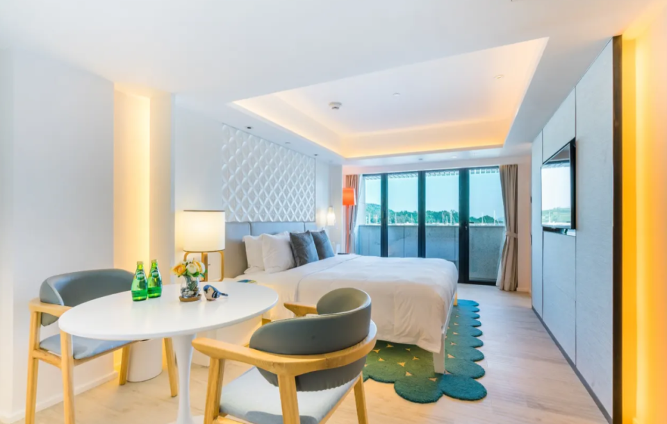 Hotel deals｜Stay deals at Pier Hotel in Sai Kung!Stay in sea view terrace room in Baishawan + 8h canoeing + free parking