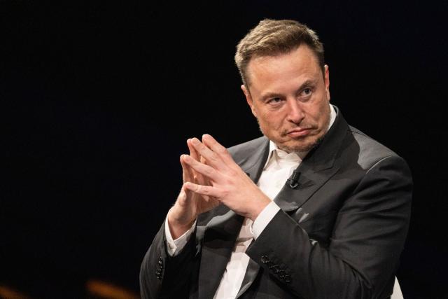 Elon Musk says first human patient received Neuralink brain