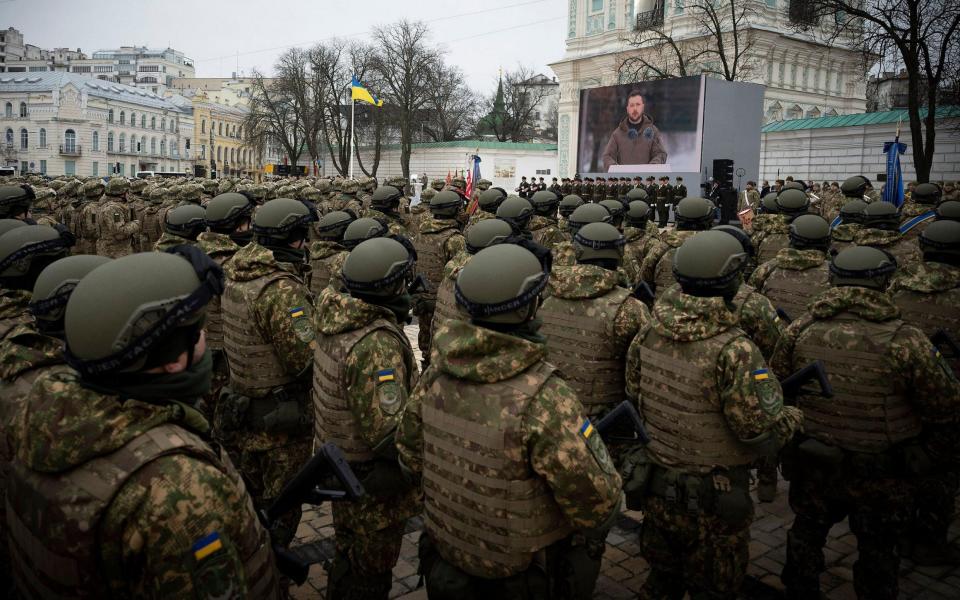 Ukrainian soldiers in Kyiv - Planetpix / Alamy Live News/Alamy