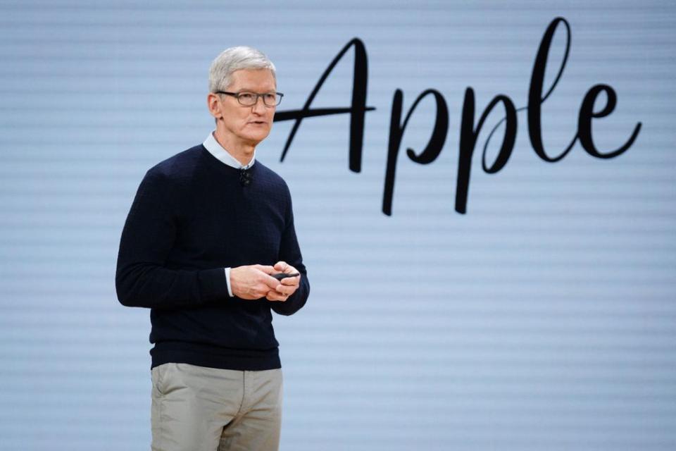 apple ceo tim cook iphone ipad