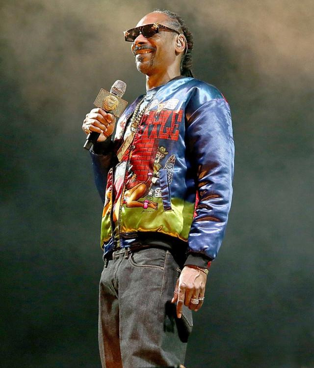 Snoop Dogg Says He 'Can't Believe' He's Performing at Super Bowl