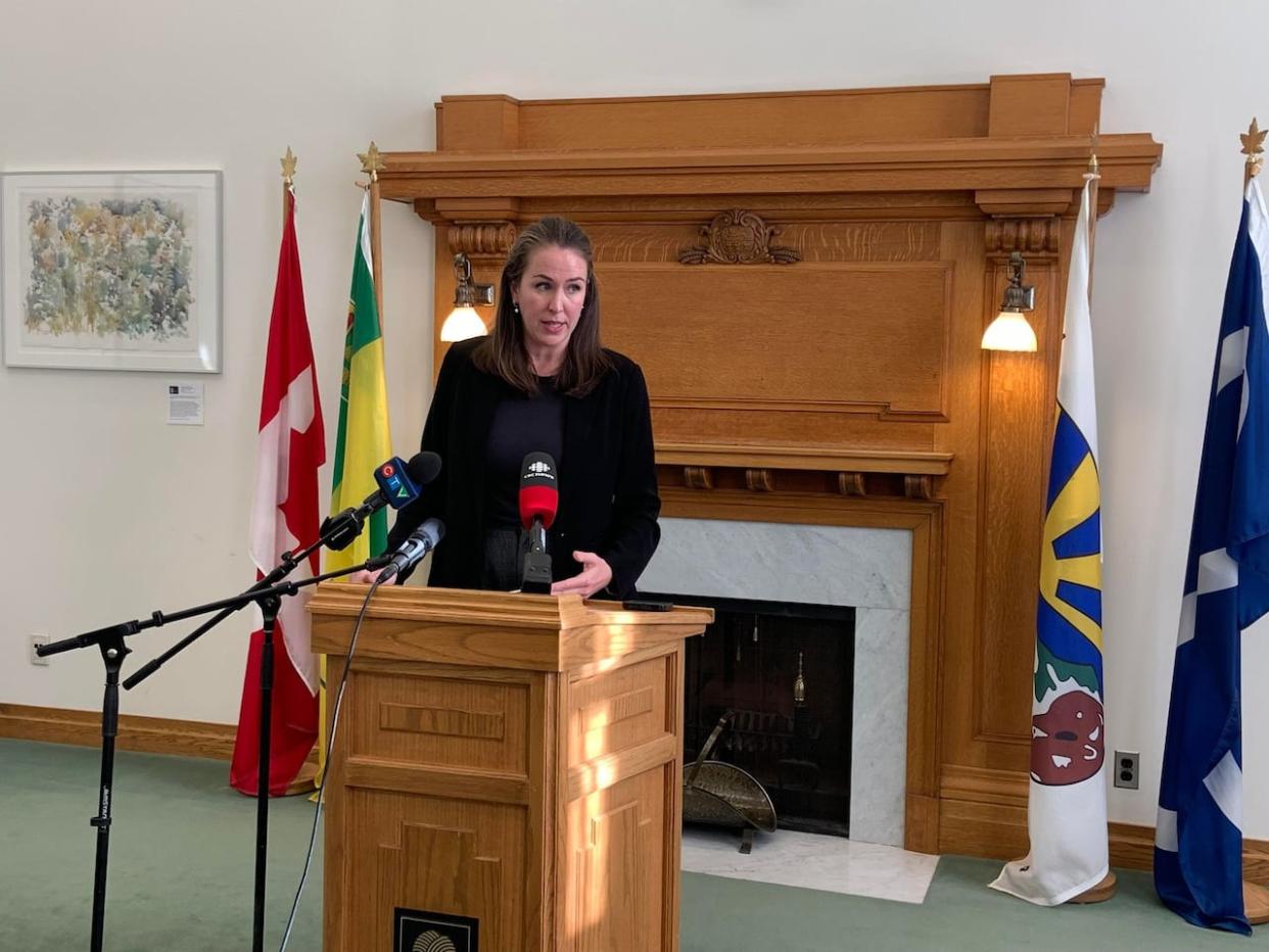 Saskatchewan's auditor is to investigate the province's procurement and payment practices when people on social assistance need to stay at hotels. NDP MLA Aleana Young says Saskatchewan people should have that report before the 2024 provincial election.  (Laura Sciarpelletti/CBC - image credit)