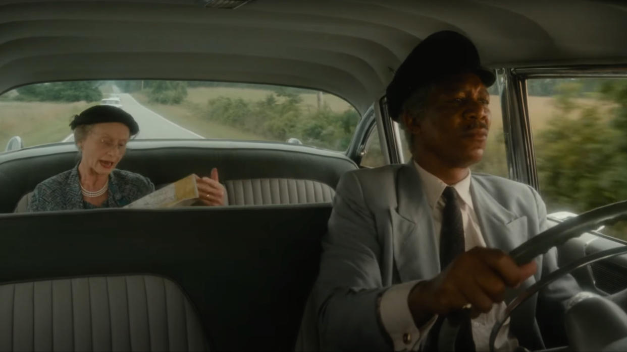  Jessica Tandy reads the map to Morgan Freeman in Driving Miss Daisy. 