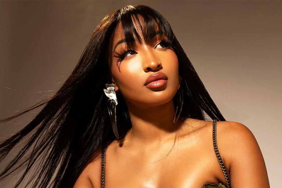 <p>Joyce Charat</p> Shenseea