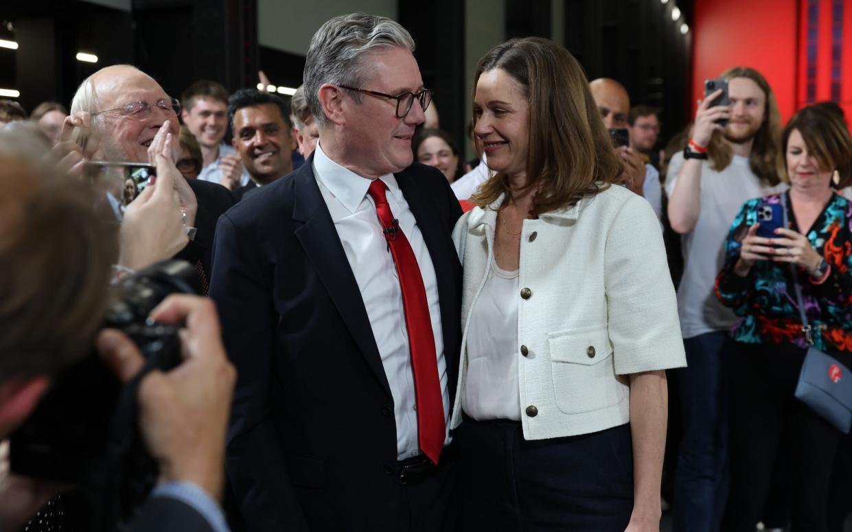 Lady Starmer by Sir Keir's side for his victory in Holborn and St Pancras