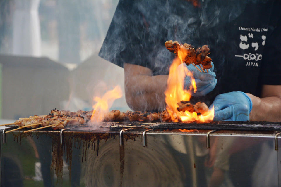 Yakitori (Japanese skewered chicken) being grilled. (Photo: Sharlene Sankaran/Yahoo Singapore)