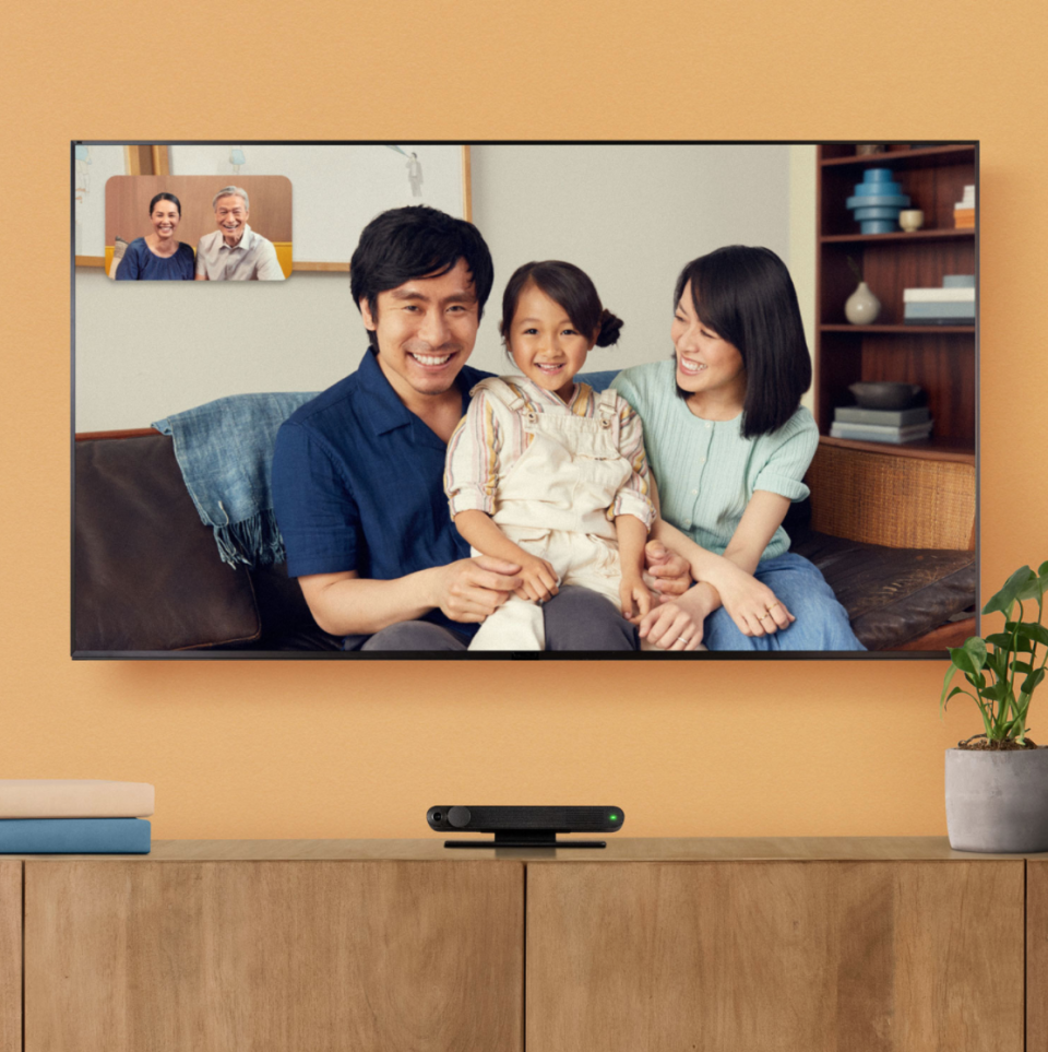 Facebook Portal TV Smart Video Calling (Photo via Best Buy Canada)