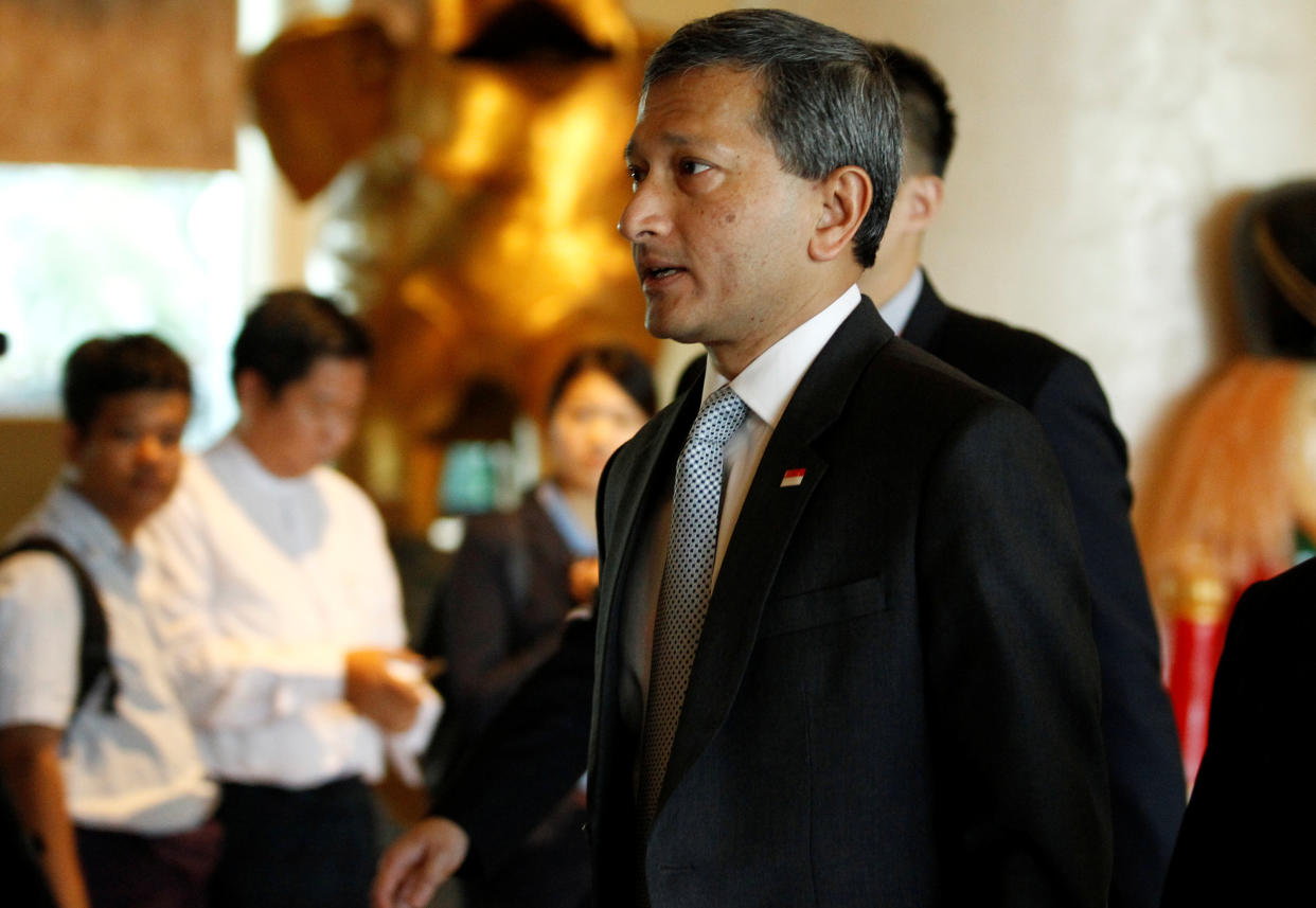 Singapore Foreign Minister Vivian Balakrishnan arrives to attend ASEAN Foreign Minister Meeting for Rohingya issue in Sedona hotel at Yangon, Myanmar December 19, 2016. REUTERS/Soe Zeya Tun