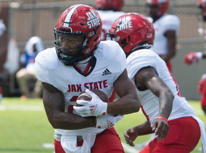 Jacksonville State Gamecocks running back Bam Smith runs the ball.