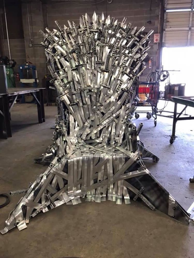 Kentucky Welder Builds Massive Game of Thrones Seat for Wife