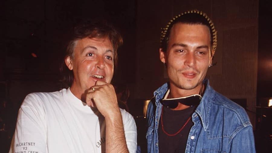 Paul McCartney and Johnny Depp in 1995. (Brian Rasic/Getty Images)