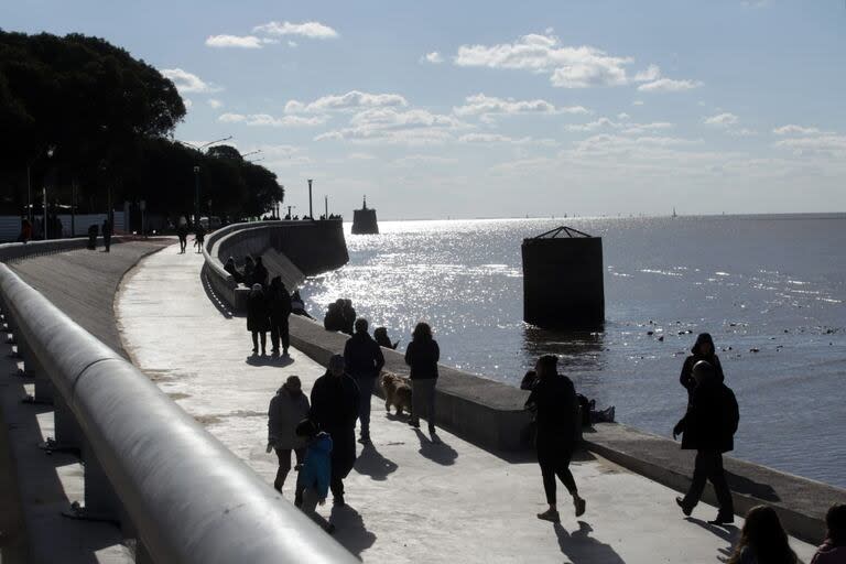 El proyecto forma parte del plan integral BA Costa, un paseo a lo largo de los 25 kilómetros de borde costero, cuyo principal objetivo es “recomponer la relación de la Ciudad con el Río de la Plata”, 