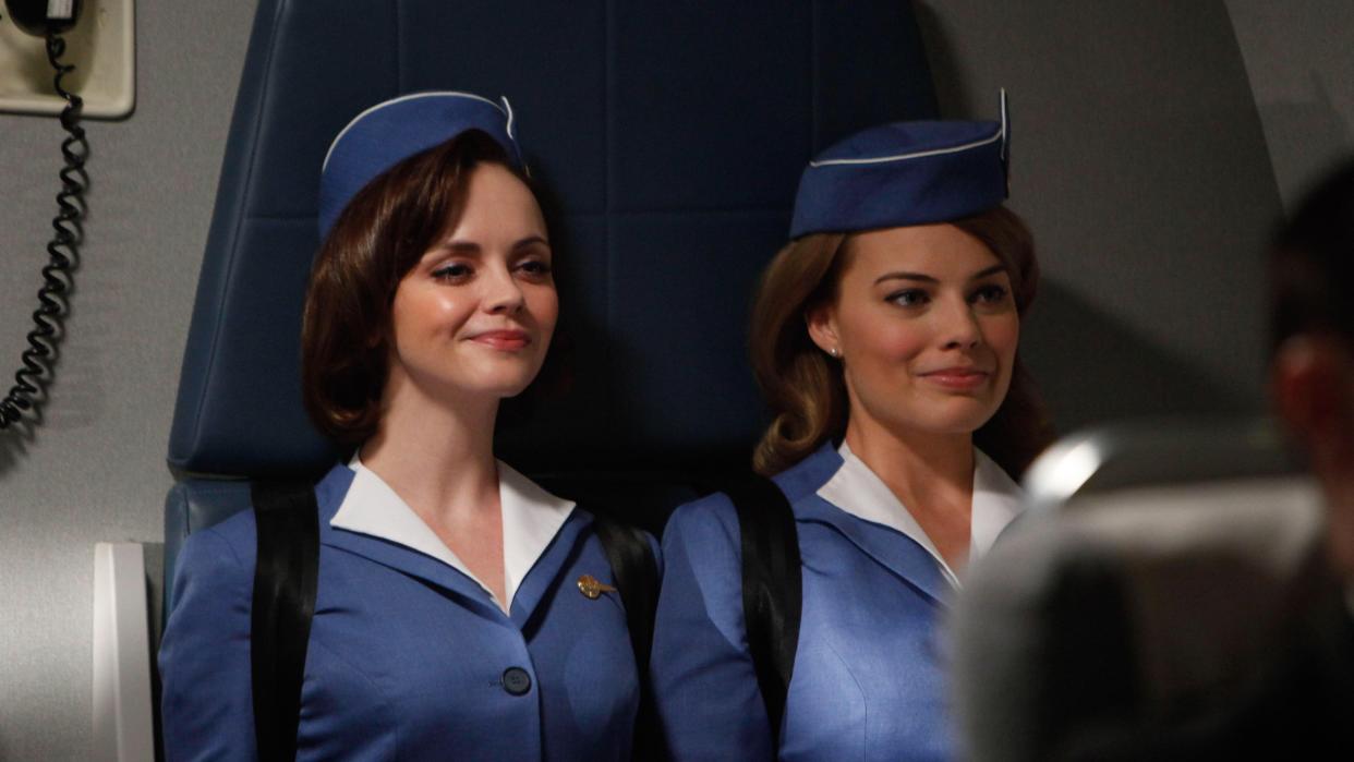  Christina Ricci and Margot Robbie in Pan Am 