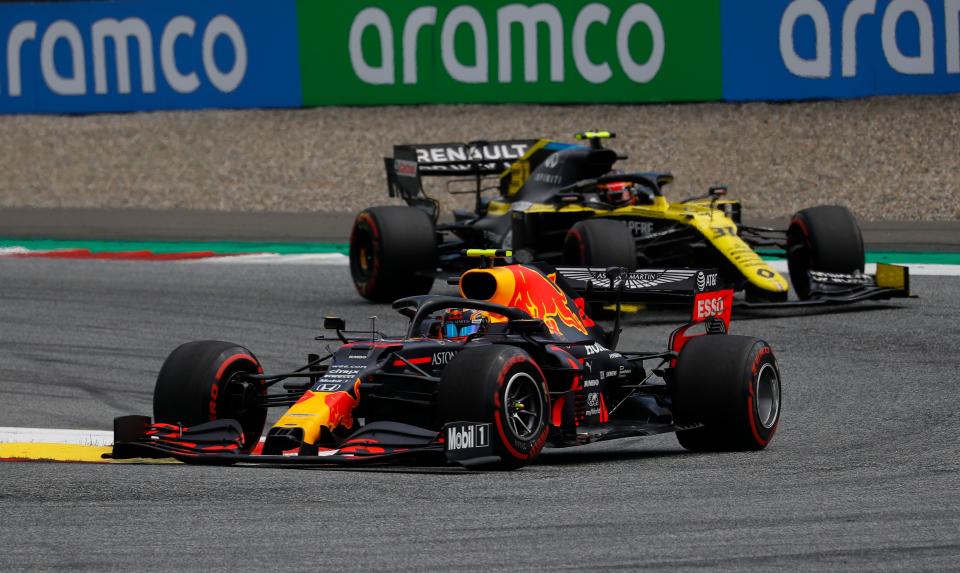 Red Bull's Thai driver Alex Albon steers his car during the Formula One Styrian Grand Prix race on July 12, 2020 in Spielberg, Austria. (Photo by LEONHARD FOEGER / POOL / AFP) (Photo by LEONHARD FOEGER/POOL/AFP via Getty Images)