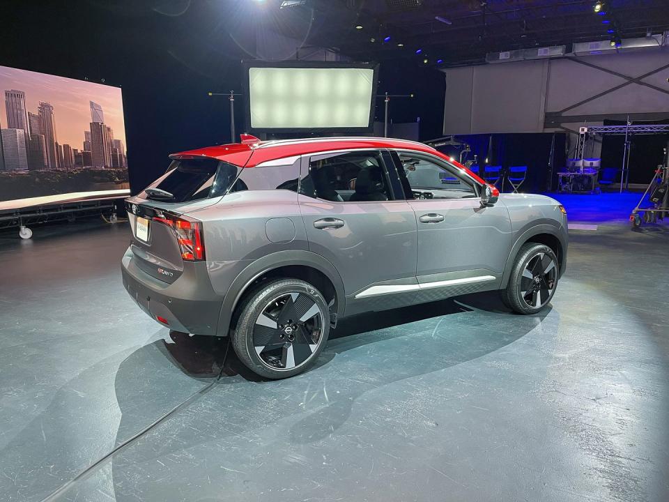 2025 nissan kicks