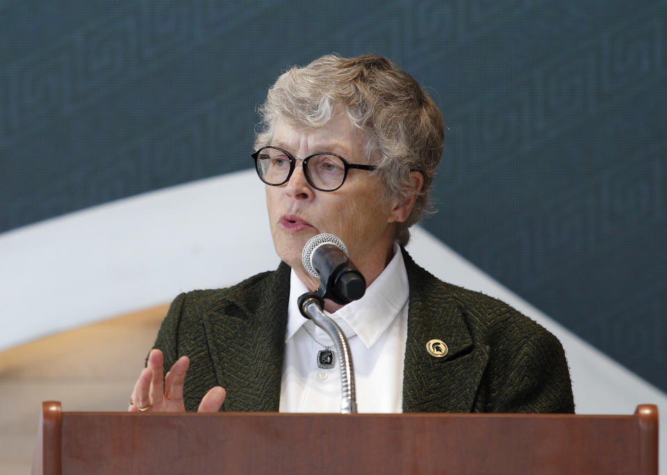 Lou Anna Simon resigned as MSU’s president, but she still gets a lifetime of sweet, sweet perks. (AP Photo)