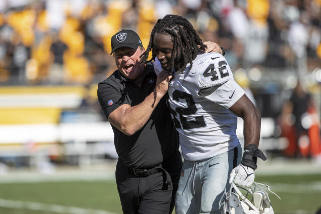 Jon Gruden salutes Derek Carr after QB leads Raiders past Saints