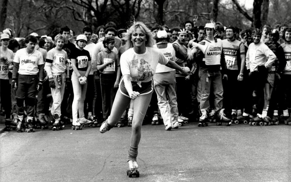 Stephanie Lawrence leads the first ever London Roller Marathon in Battersea Park, 1981