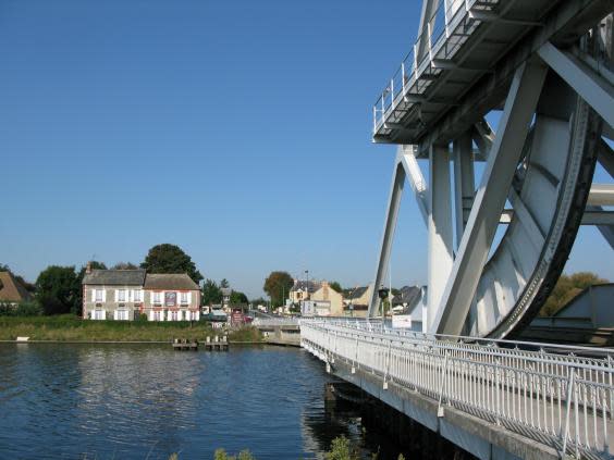 Pegasus Bridge (L Recouvrot Normandy Tourism)