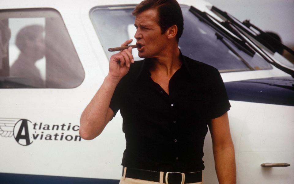 Roger Moore on dashing for as James Bond - Rex