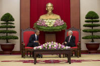 <p>U.S. President Barack Obama meets with Vietnamese Communist party secretary general Nguyen Phu Trong at the Central Office of the Communist Party of Vietnam in Hanoi, Vietnam, Monday, May 23, 2016. Obama on Monday lifted a half-century-old ban on selling arms to Vietnam during his first visit to the communist country, looking to bolster a government seen as a crucial, though flawed partner in a region he’s tried to place at the center of his foreign policy legacy. (AP Photo/Carolyn Kaster) </p>