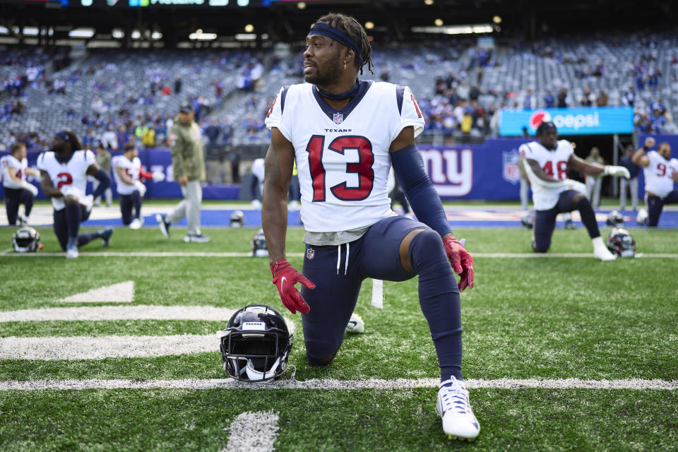 EAST RUTHERFORD, NJ - NOVEMBER 13: Brandin Cooks #13 of the Houston Texans warms up before kickoff against the New York Giants at MetLife Stadium on November 13, 2022 in East Rutherford, New Jersey. (Photo by Cooper Neill/Getty Images)