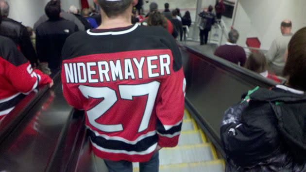 Jersey Fouls: Wayne Gretzky embarrassments; homemade Sedin; minor