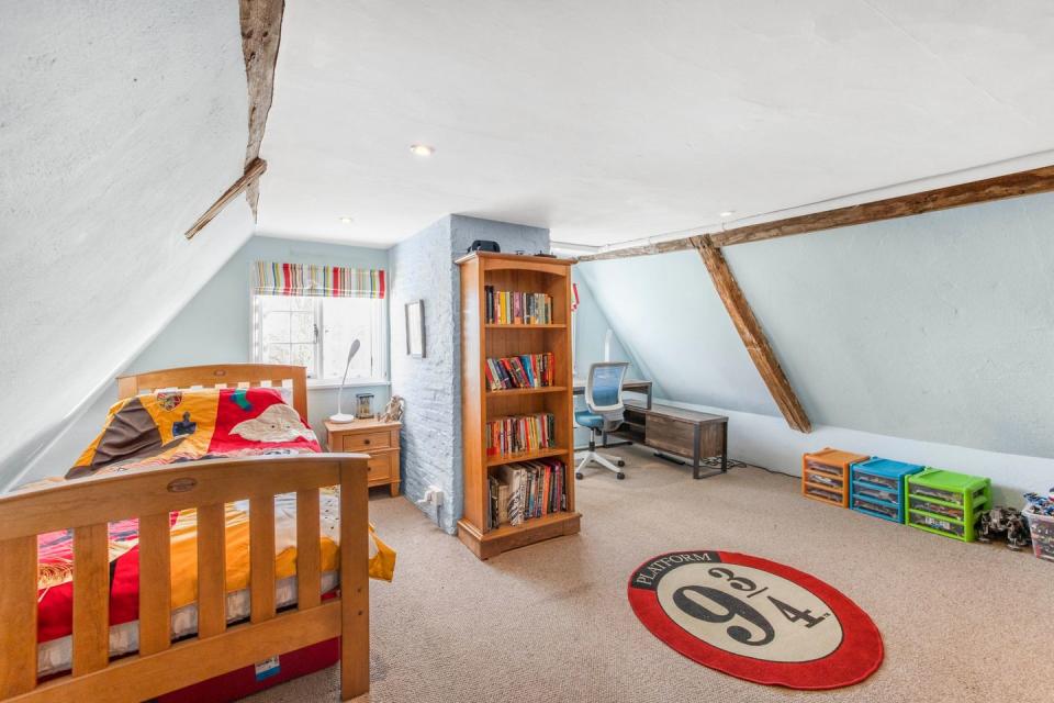 lordship cottage for sale childs bedroom