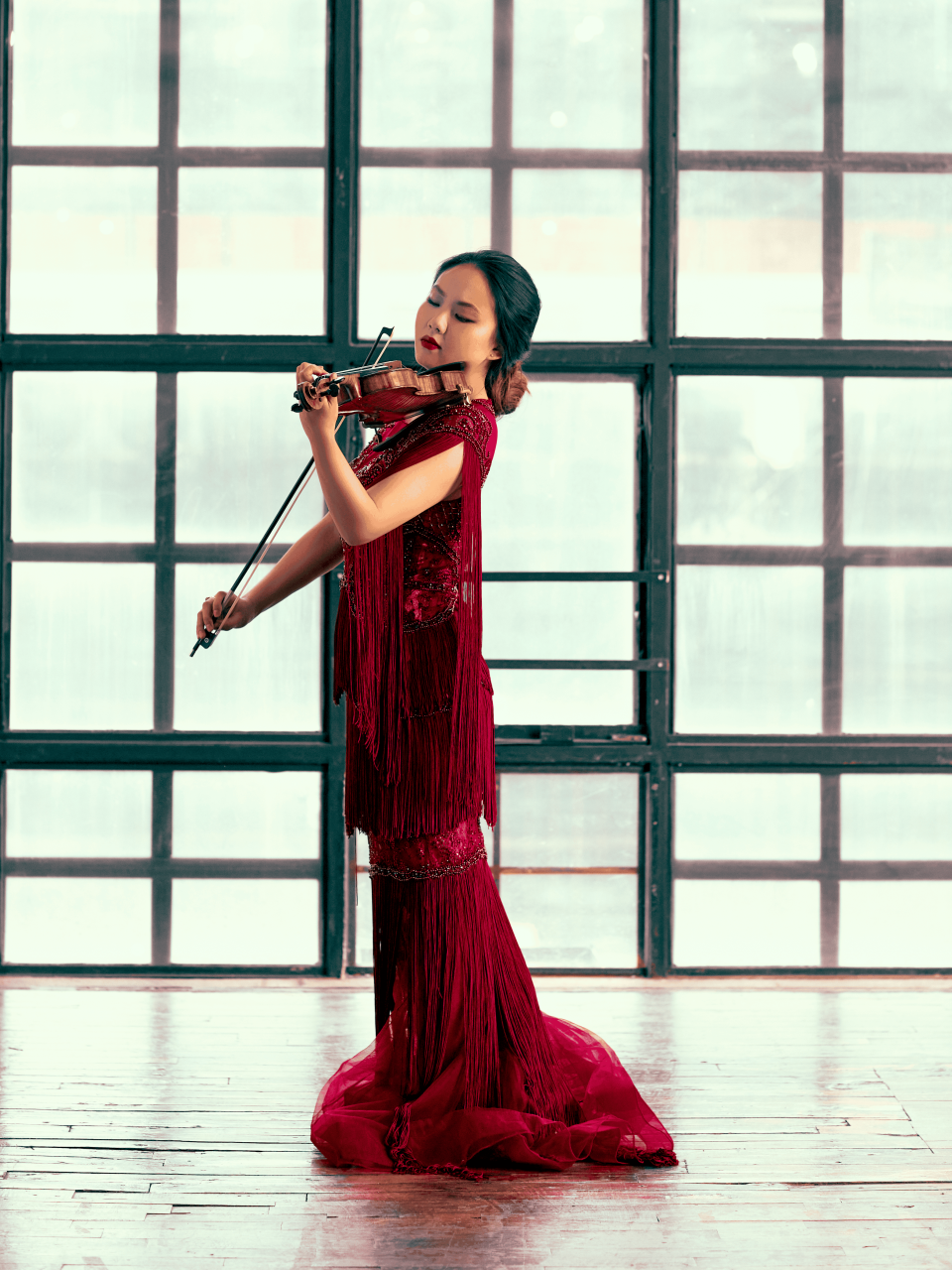 Violinist Stella Chen, who spent a summer at the Sarasota Music Festival, returns as guest soloist with the Sarasota Orchestra to perform the Prokofiev Violin Concerto No. 2.