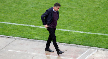 Foto del martes del DT de Argentina, Edgardo Bauza, en el partido ante Bolivia en La Paz. 28/3/17. El técnico de la selección argentina de fútbol, Edgardo Bauza, dijo el martes que Bolivia le ganó bien a su equipo y que a pesar de la derrota están enteros para seguir peleando para conseguir la clasificación al Mundial de Rusia. REUTERS/Manuel Claure