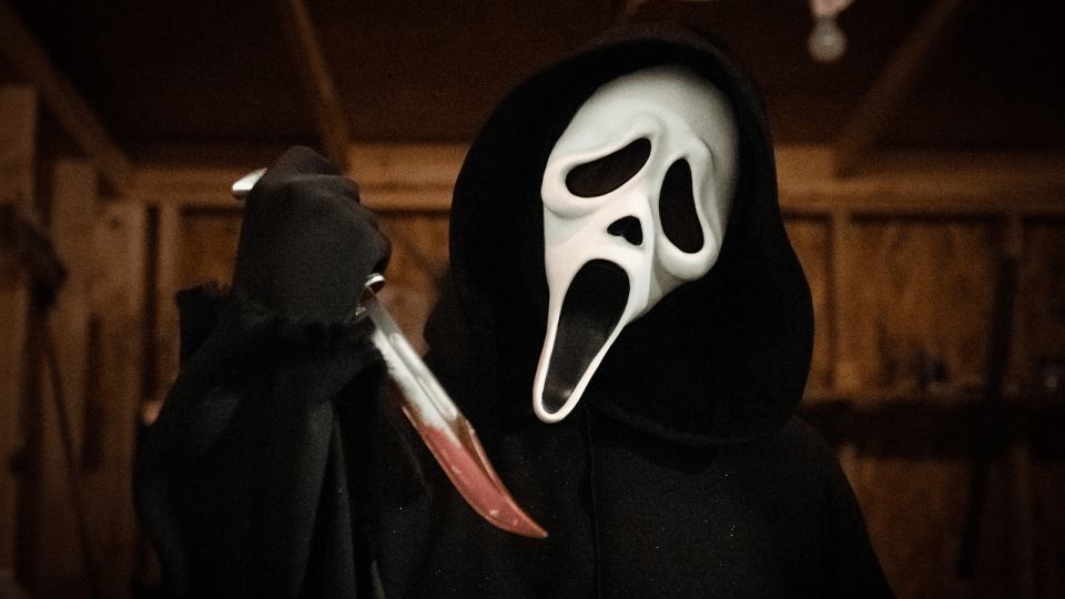 Ghostface es el famoso disfraz de los antagonistas de Scream (Imagen: The Atlantic)