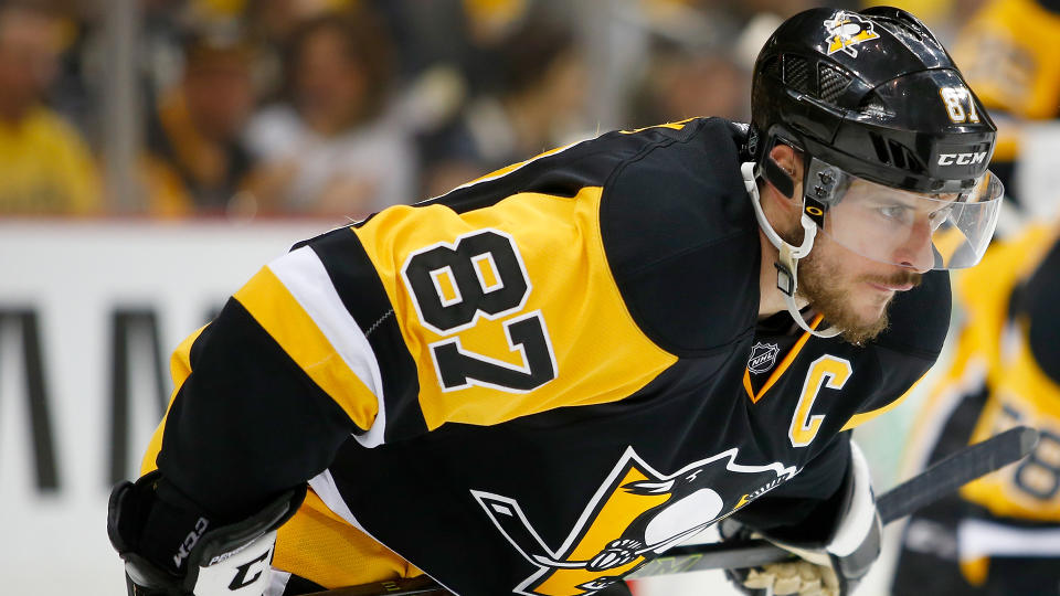 PITTSBURGH, PA - MAY 26: Sidney Crosby #87 of the Pittsburgh Penguins looks to face off against the Tampa Bay Lightning late in the third period against the Tampa Bay Lightning in Game Seven of the Eastern Conference Final during the 2016 NHL Stanley Cup Playoffs at Consol Energy Center on May 26, 2016 in Pittsburgh, Pennsylvania. (Photo by Justin K. Aller/Getty Images) 