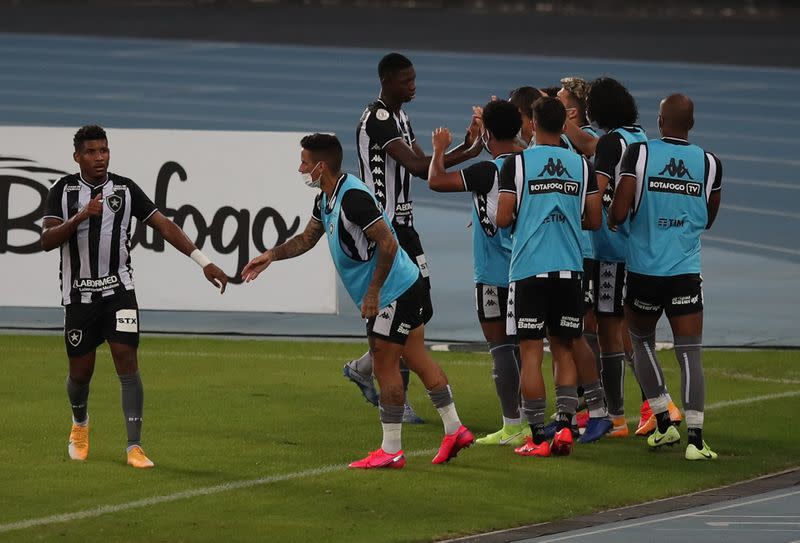 Brasileiro Championship - Botafogo v Internacional