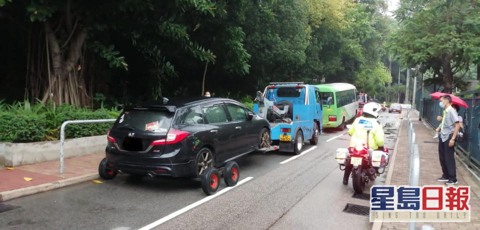 部分違例車輛。 警方提供