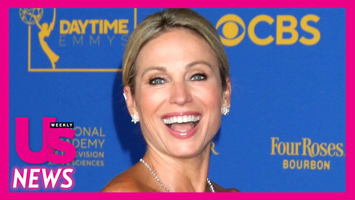 Amy Robach Steps Out in New York in 1st Photos Since She and T.J ...