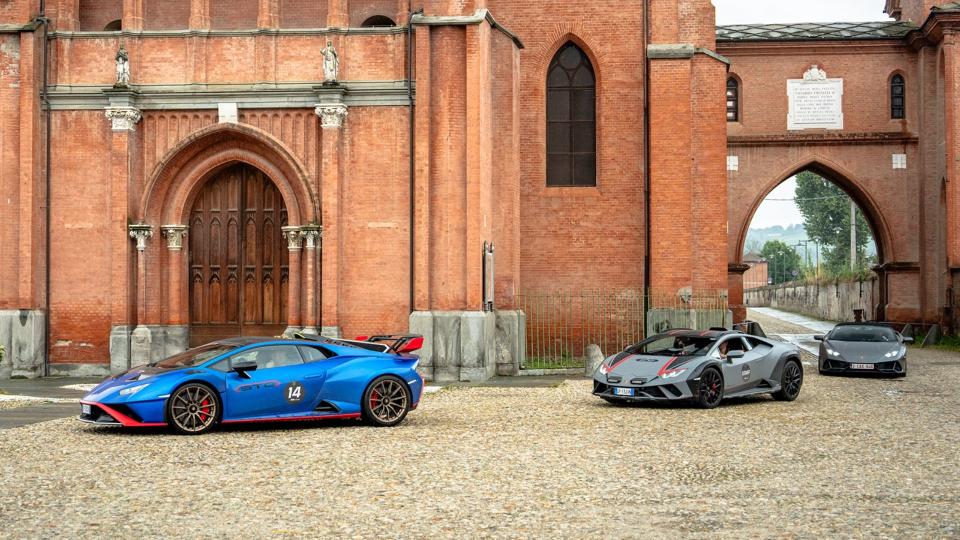 Lamborghini offers exclusive 3-day Italian driving tour for supercar owners