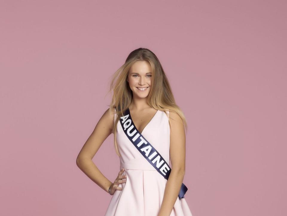 <p>Cassandra Jullia a été élue Miss Aquitaine 2017. Elle représentera sa région à l’élection de Miss France 2018 le 16 décembre prochain.<br>Crédit photo : SIPA/TF1 </p>