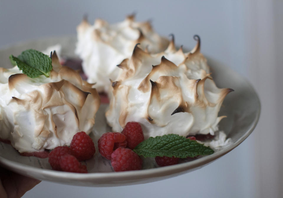 This Apr. 14, 2014 photo shows summer baked Alaska in Concord, N.H. (AP Photo/Matthew Mead)This Apr. 14, 2014 photo shows summer baked Alaska in Concord, N.H. (AP Photo/Matthew Mead)