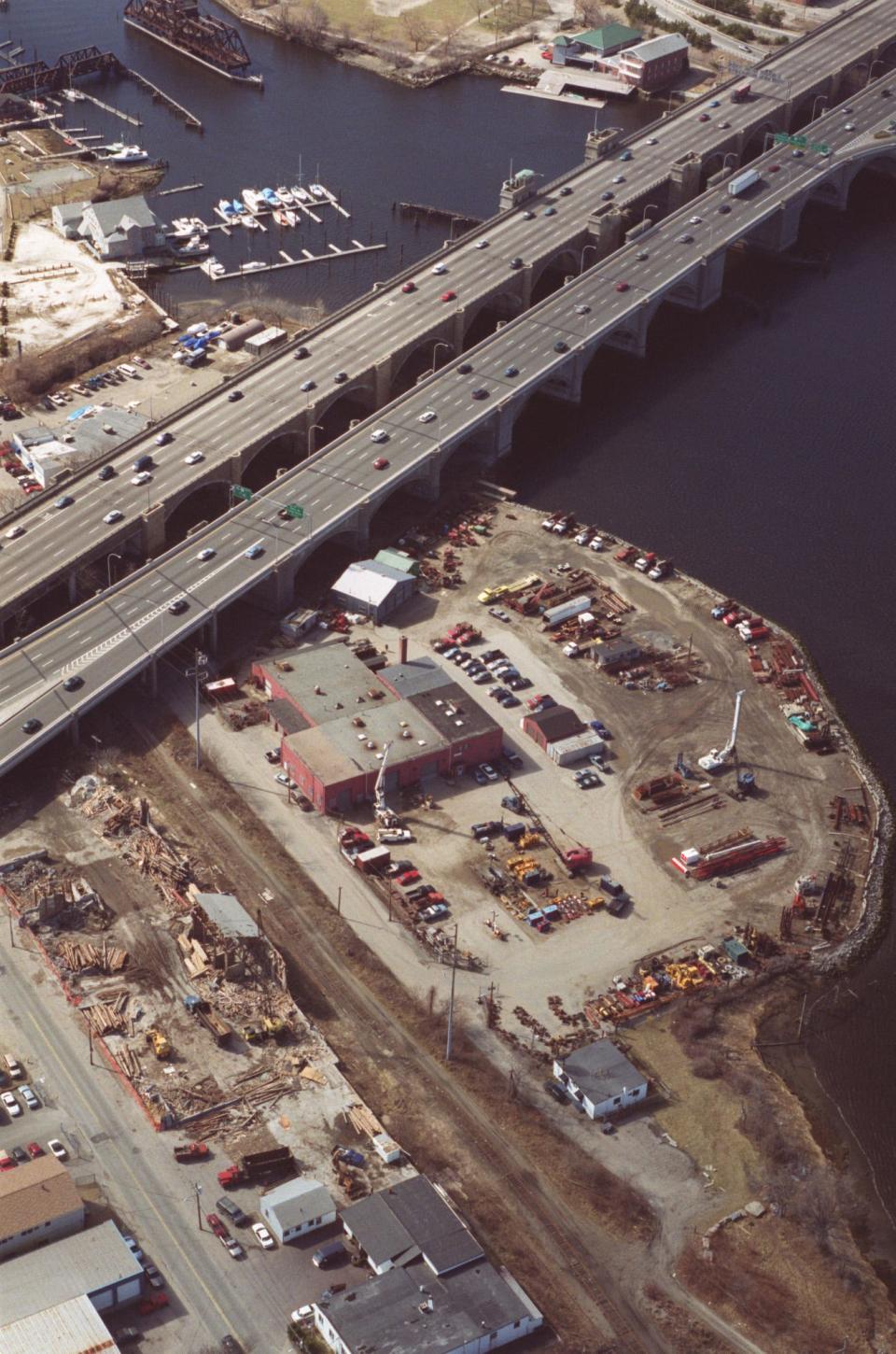 An undated aerial view of the Washington Bridge.