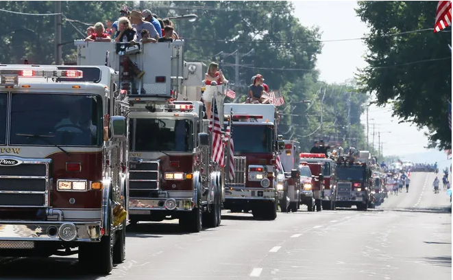 The ever popular Stow Fourth of July Parade will return to its full celebration this year, after two years of being canceled due to COVID-19. A smaller version that traveled through neighborhoods took place in both 2020 and 2021.