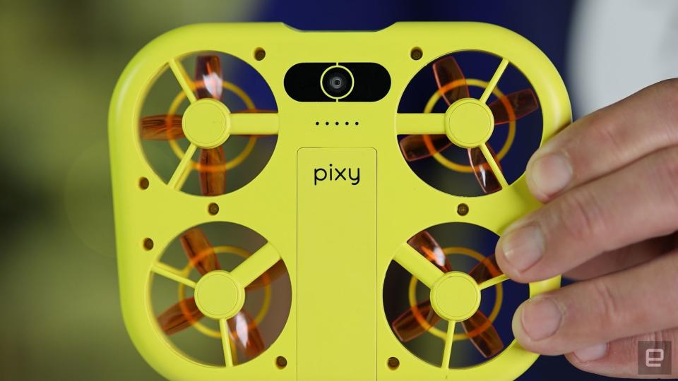 <p>Pixy drone hands-on: A flying robot photographer for Snapchat users</p>
