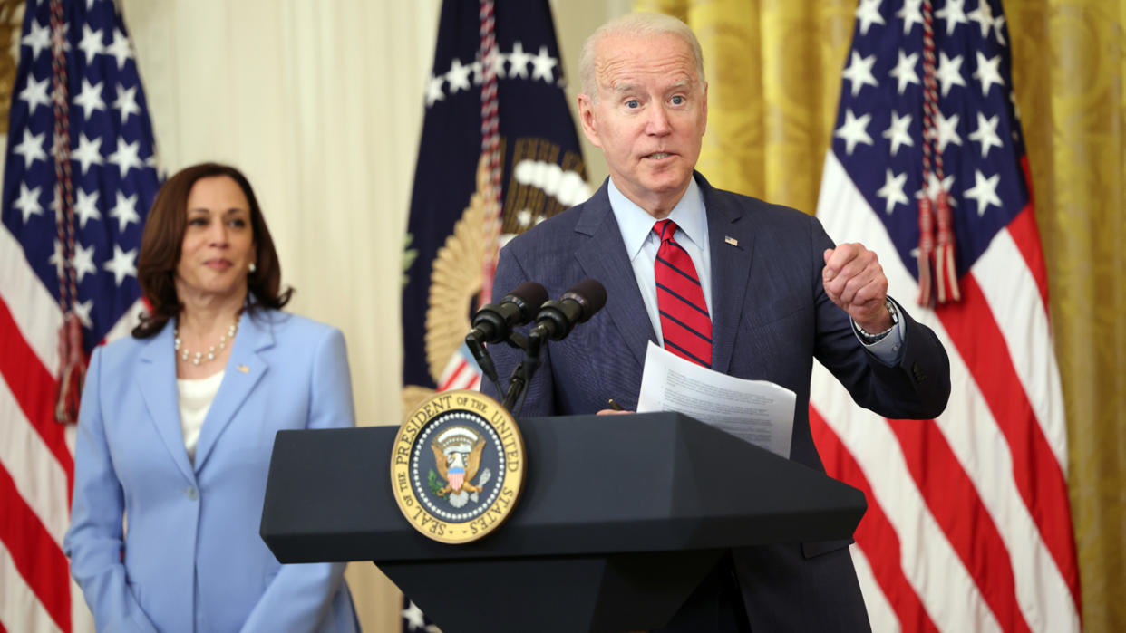 U.S. President Joe Biden delivers remarks alongside Vice President Kamala Harris on the Senate's bipartisan infrastructure deal at the White House on June 24, 2021 in Washington, DC. (Kevin Dietsch/Getty Images)