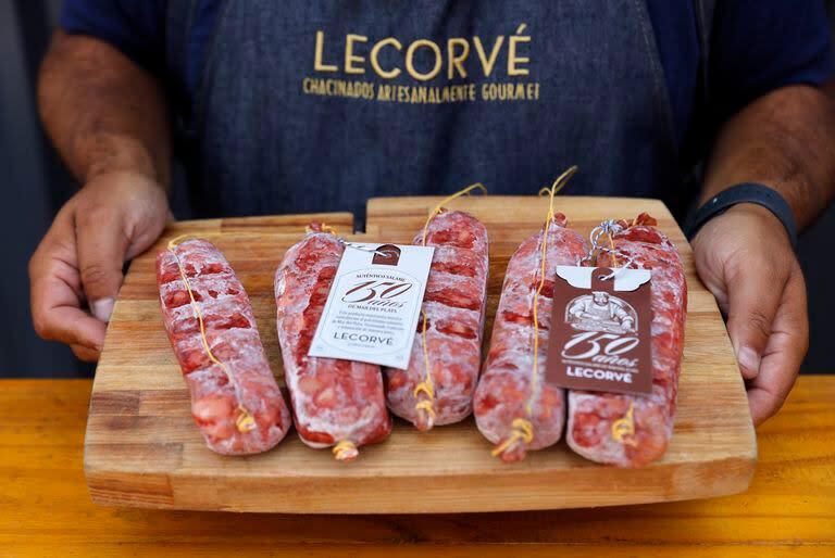 Fabrica de chacinados Lecorvé hizo el primer salame marplatense por los 150 años de la ciudad