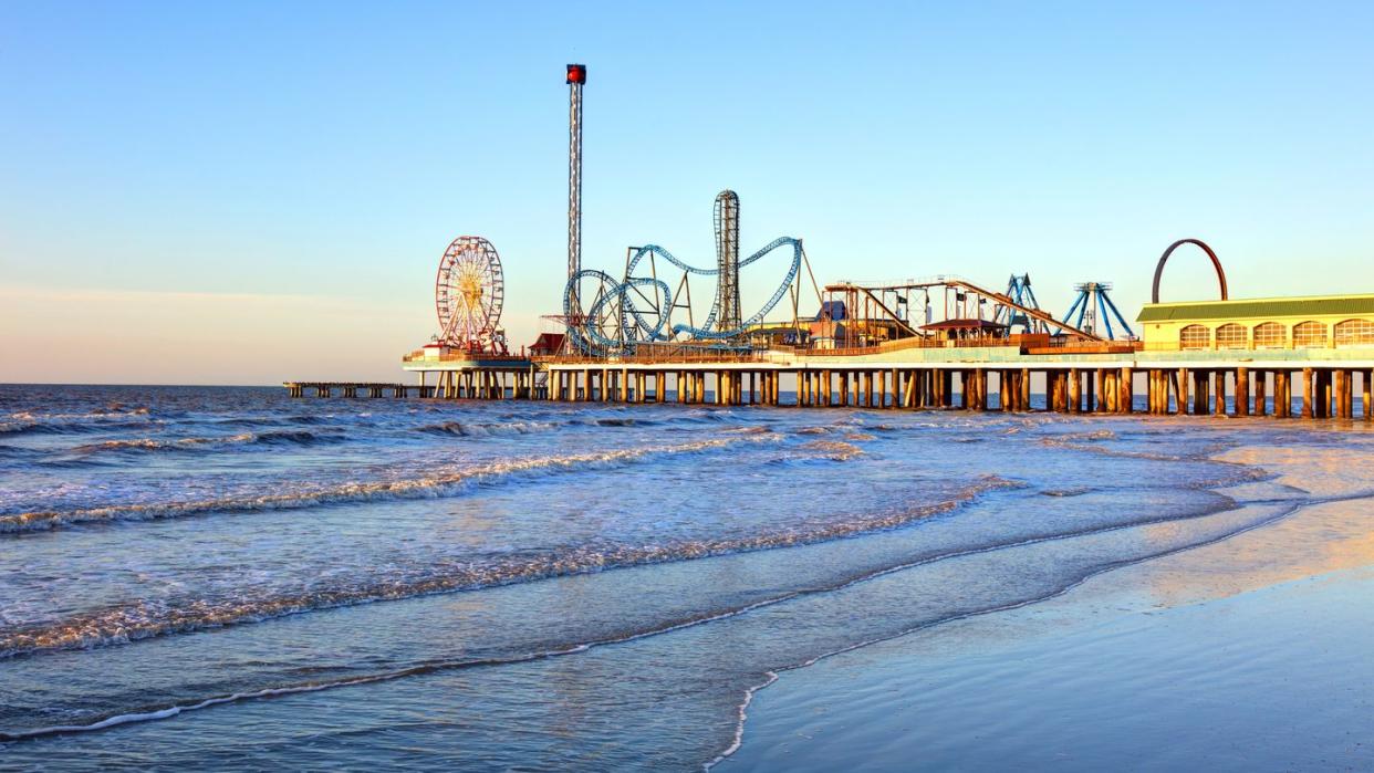 galveston island historic pleasure pier