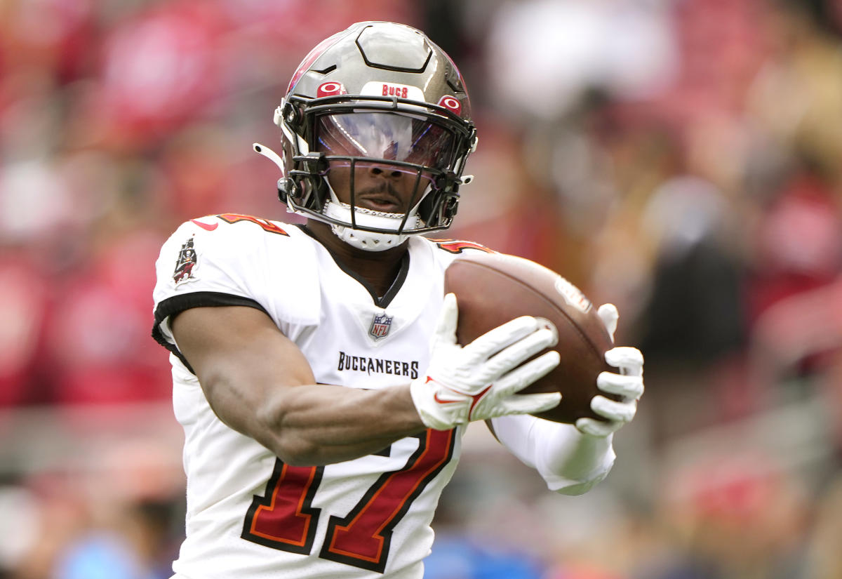 Final Week 15 WR Rankings: Should you start Julio Jones, K.J. Osborn, or  Michael Gallup?