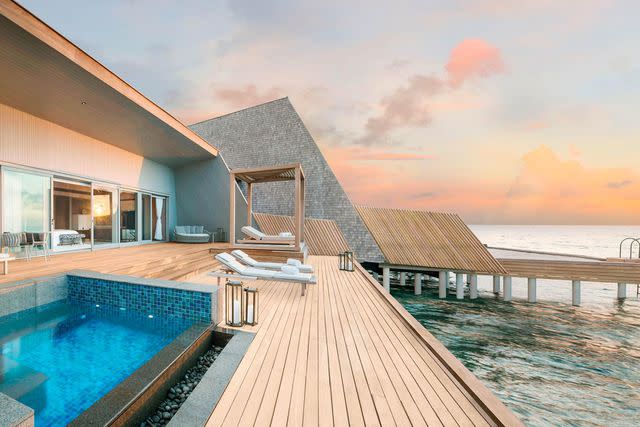 <p>Courtesy of St. Regis Maldives Vommuli</p>