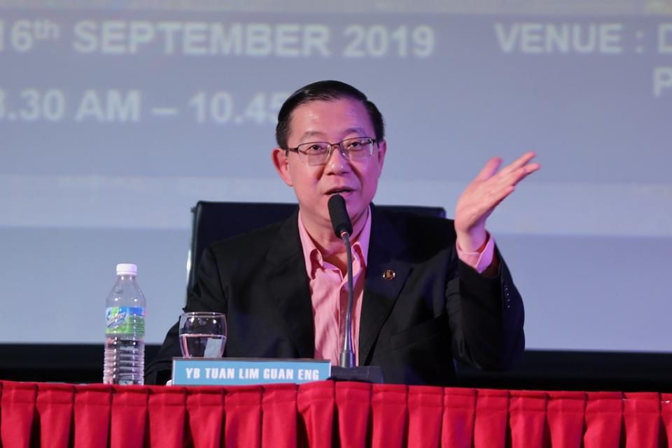 Finance Minister Lim Guan Eng said that it was unfair to accuse PH of delay tactics when it must deal with issues such as 1MDB’s debt and the National Higher Education Corporation’s repayment arrears.. — Picture by Ahmad Zamzahuri