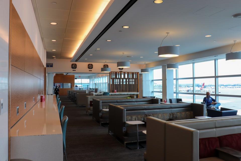 Delta Sky Club Terminal 4 JFK Airport