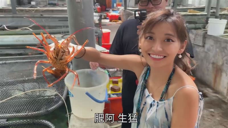 樂群找祈錦鈅一起到「阿坤的水族遊樂園」。（圖／跟我走吧 Come with me 授權）